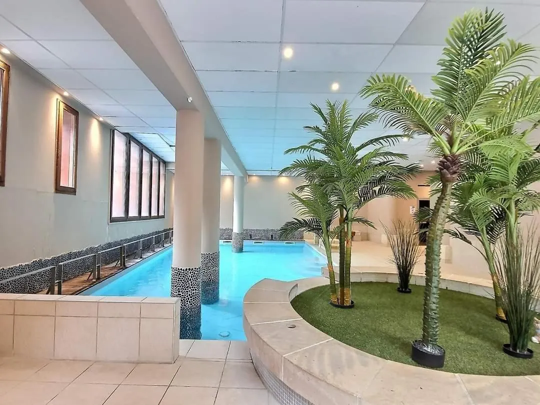 Superbe Appartement Avec Piscine Au Centre St Lary Village Saint-Lary-Soulan